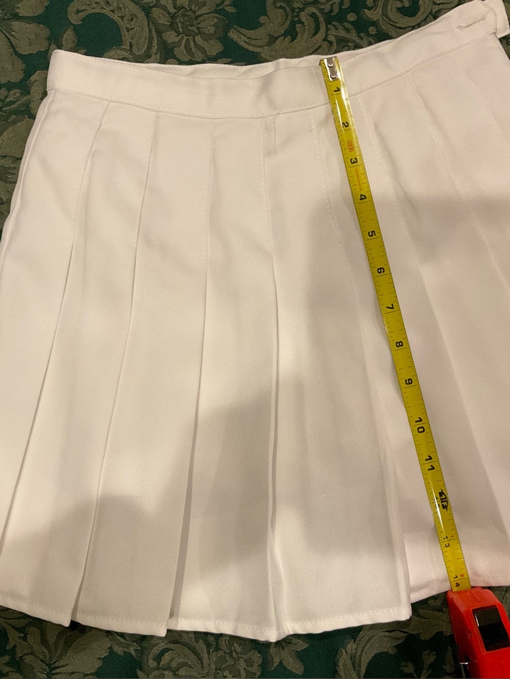 Amazon White Pleated Mini Skirt - Tennis-Inspired Style